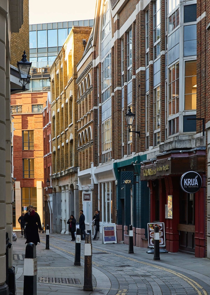 master St. Paul s London 28/32
