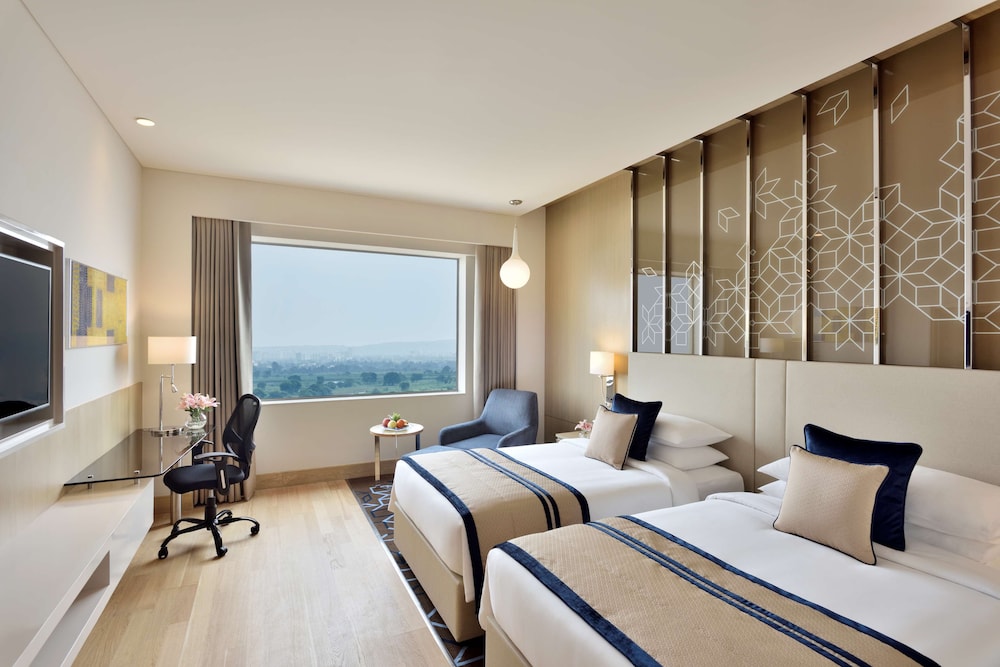 Radisson Gurugram Udyog Vihar 13/48