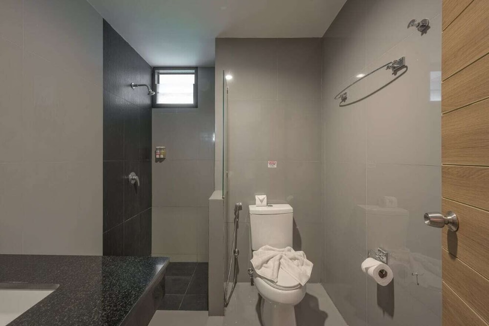 Anchan Boutique Hotel 49/50