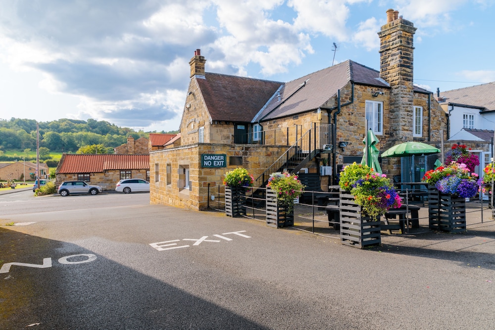 Blacksmiths Arms Inn 44/53