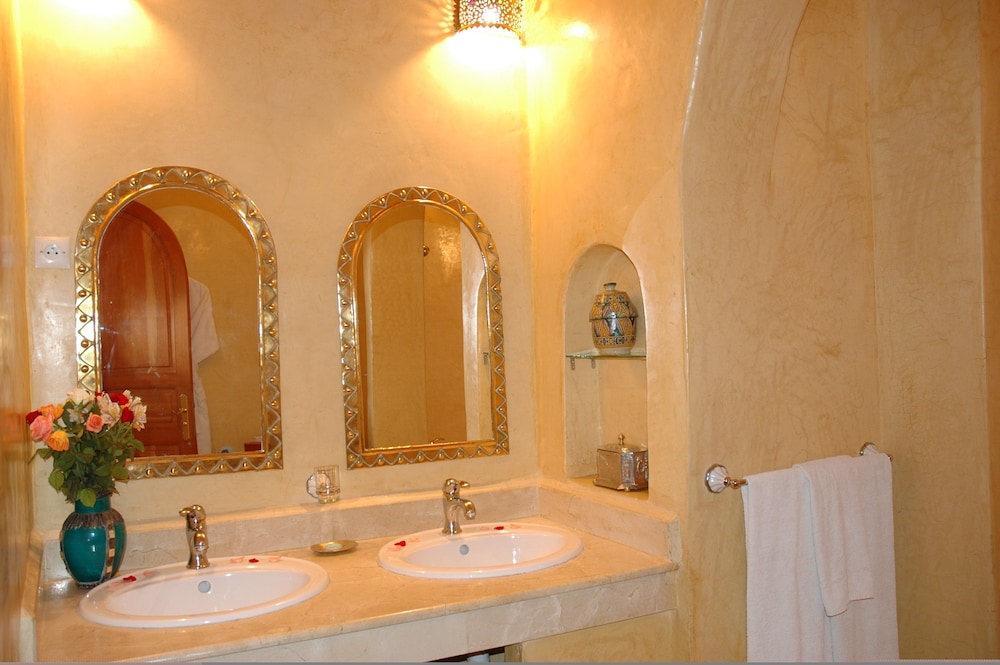 Riad And Spa Esprit Du Maroc 82/82
