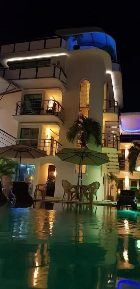 Hotel Blue Star Cancun 2/50