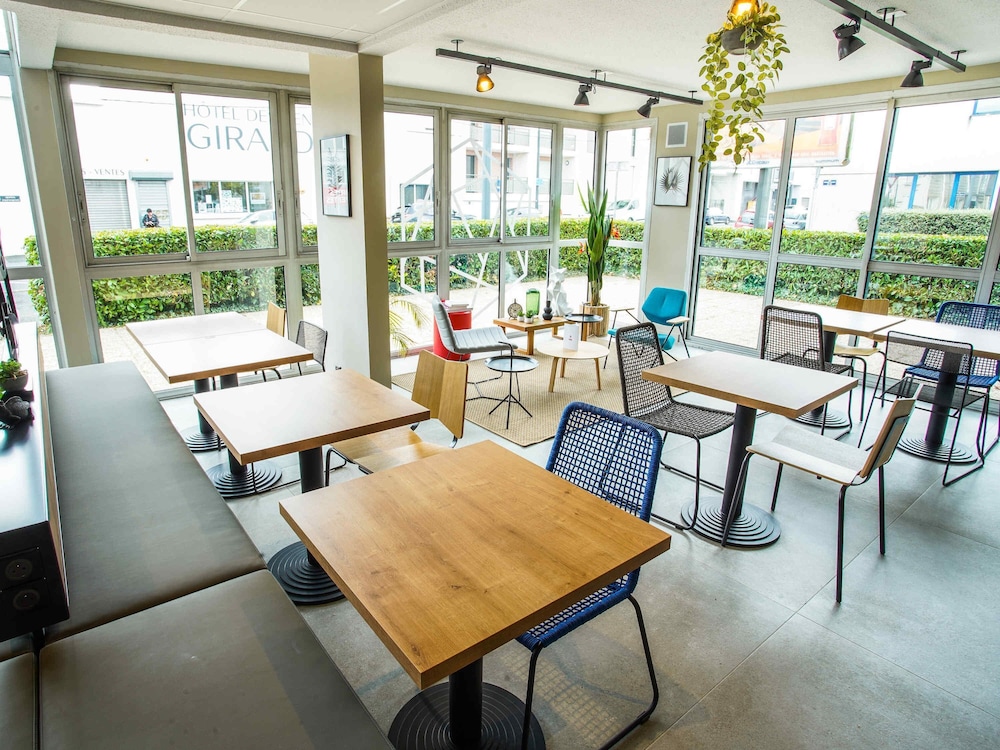 Hotel Ibis Tours centre Giraudeau 43/57