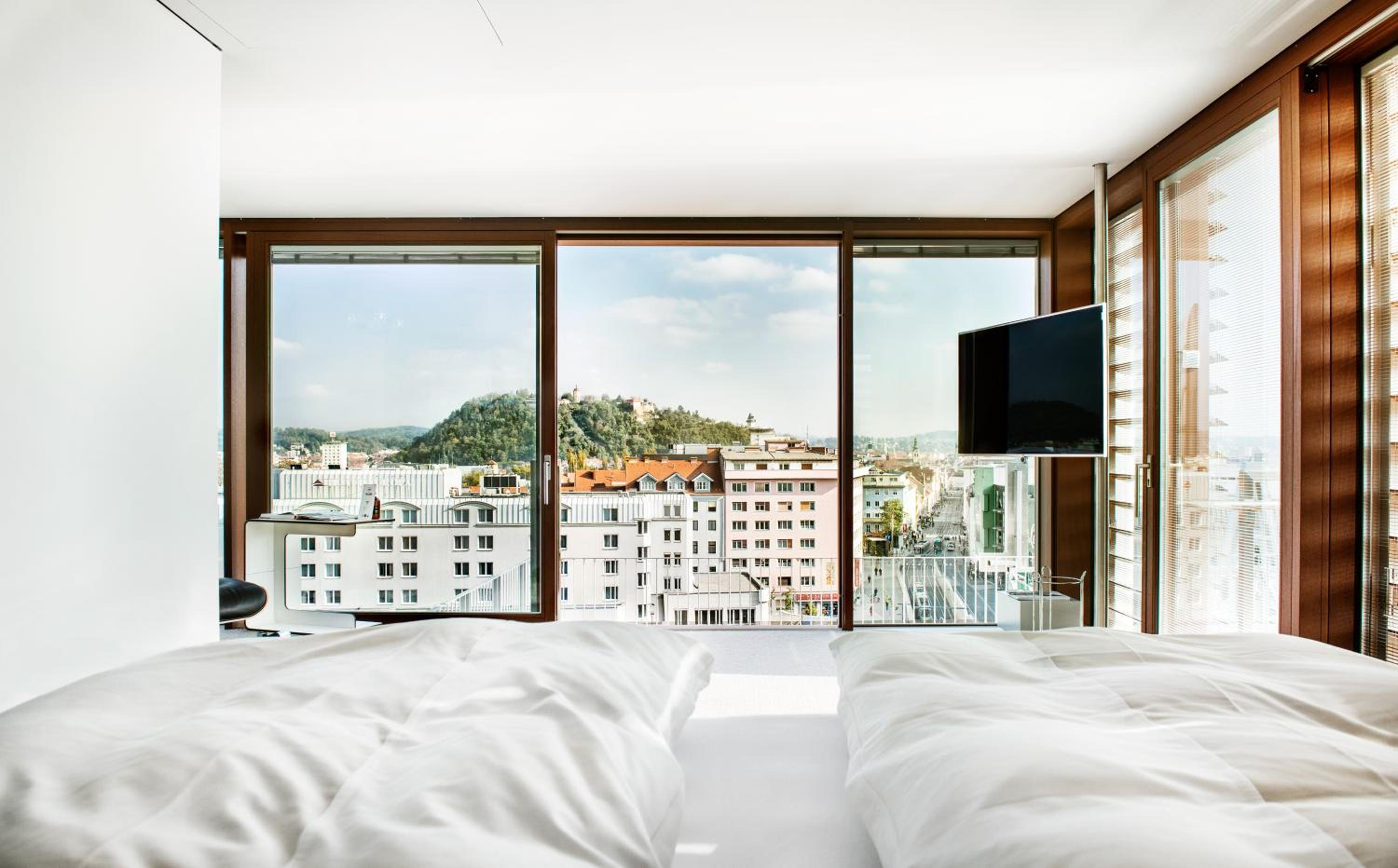 Loft, Cube, Suite