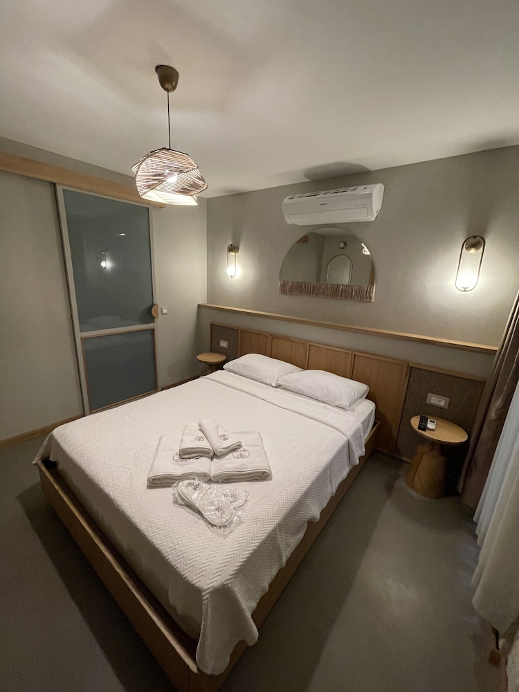 Monk Hotel Alacati - Adults Only 10/47