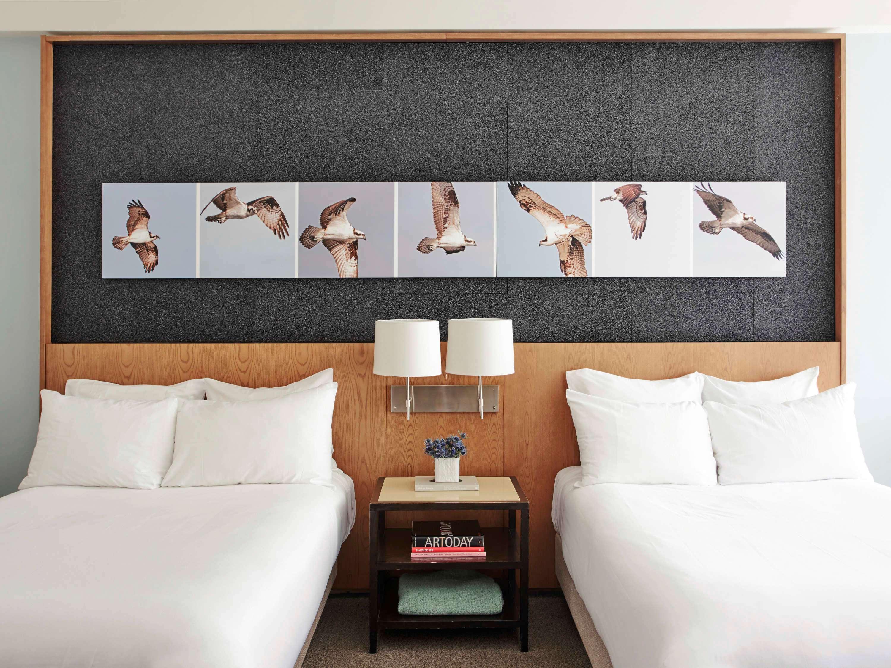 DELUXE, DOUBLE BED