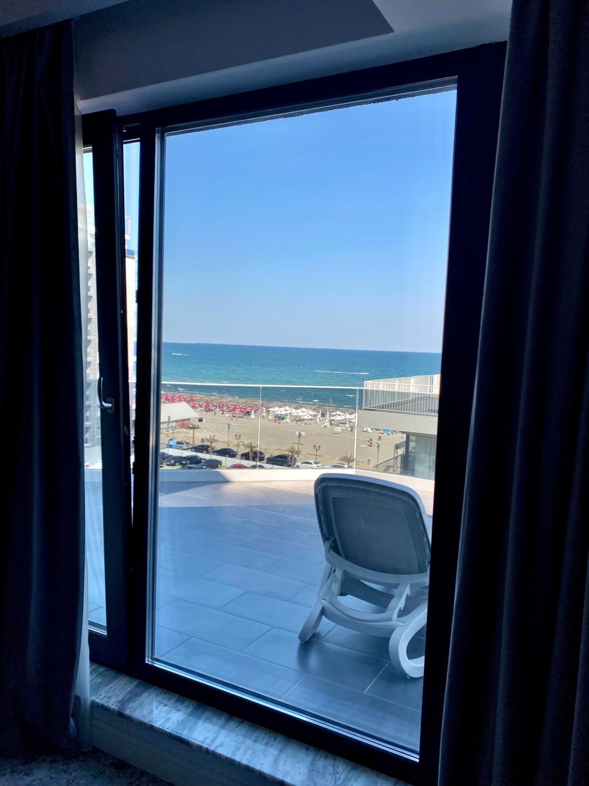 DNH Hotel 26/26
