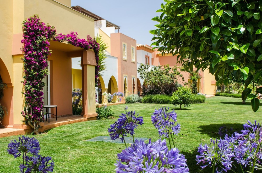 Jardim Da Meia Praia 60/72
