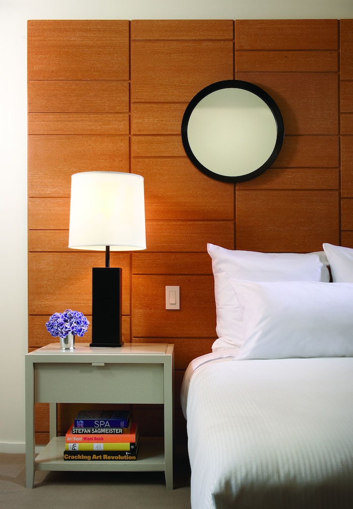 21C Museum Hotel Cincinnati 23/63