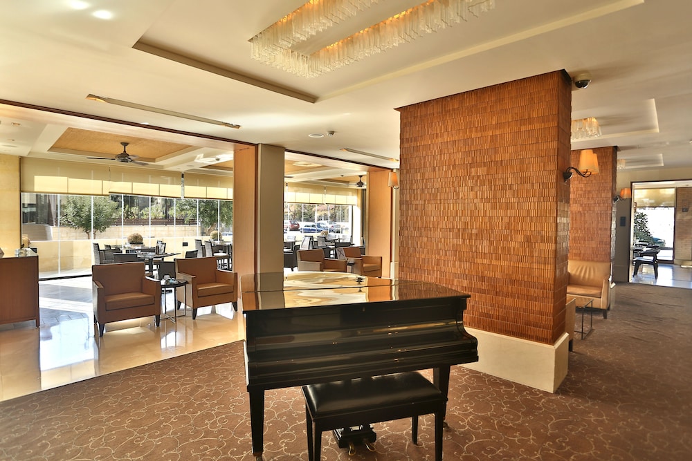 AlQasr Metropole Hotel 37/67