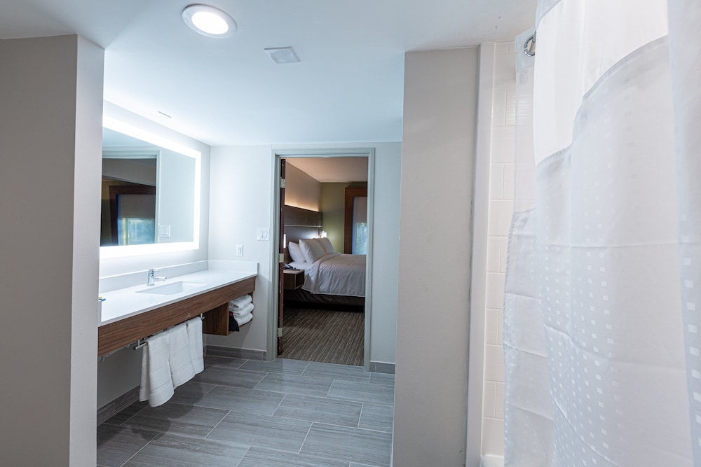 Residence Inn By Marriott Arlington 16/35