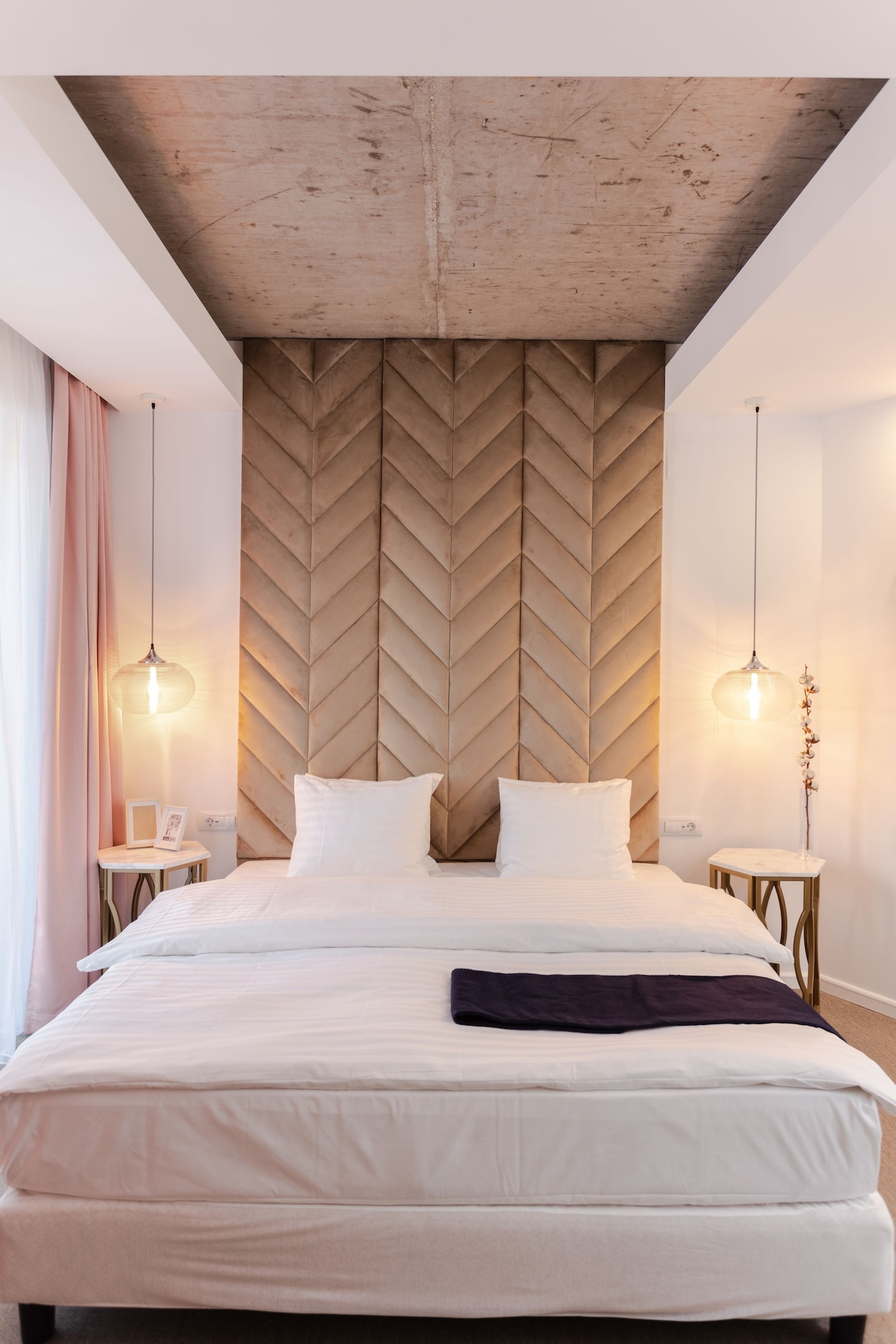 SUPERIOR, DOUBLE BED
