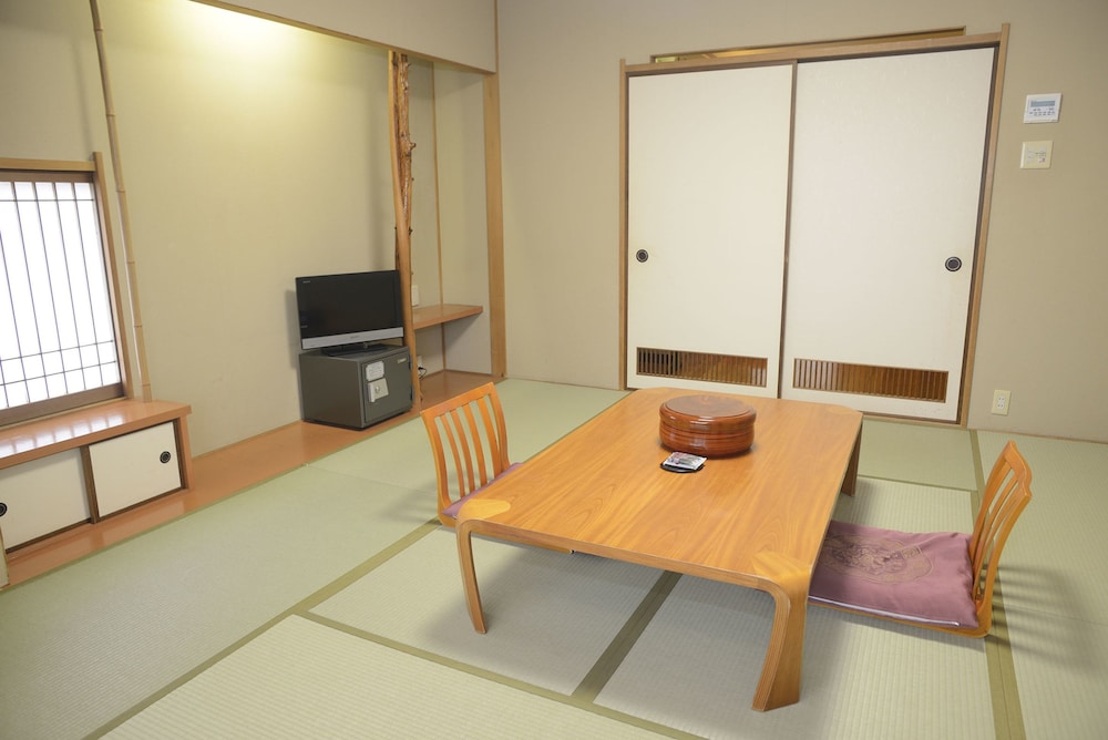MIYAJIMA MORINOYADO 27/50