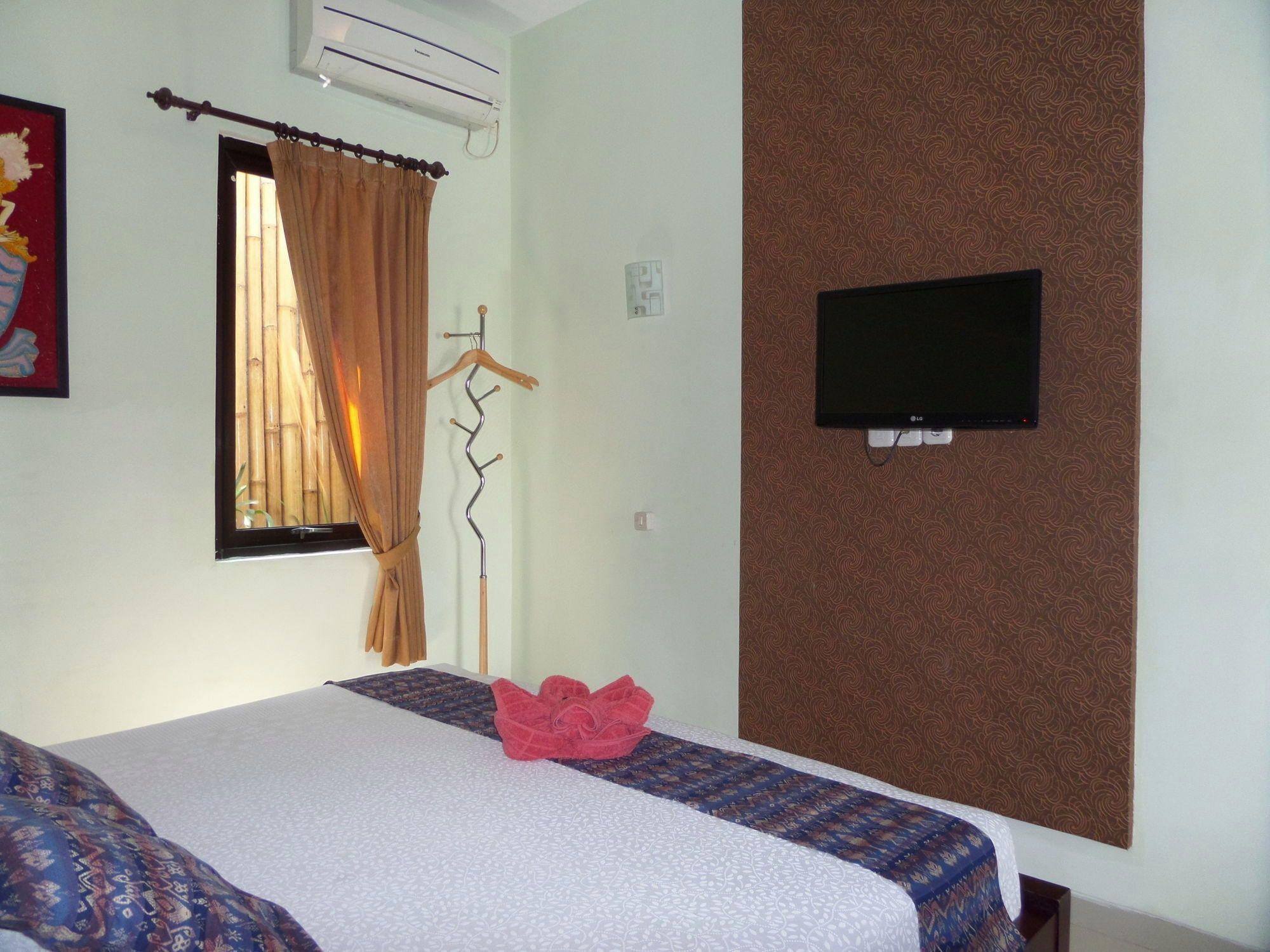 D Pavilion Guesthouse 12/21