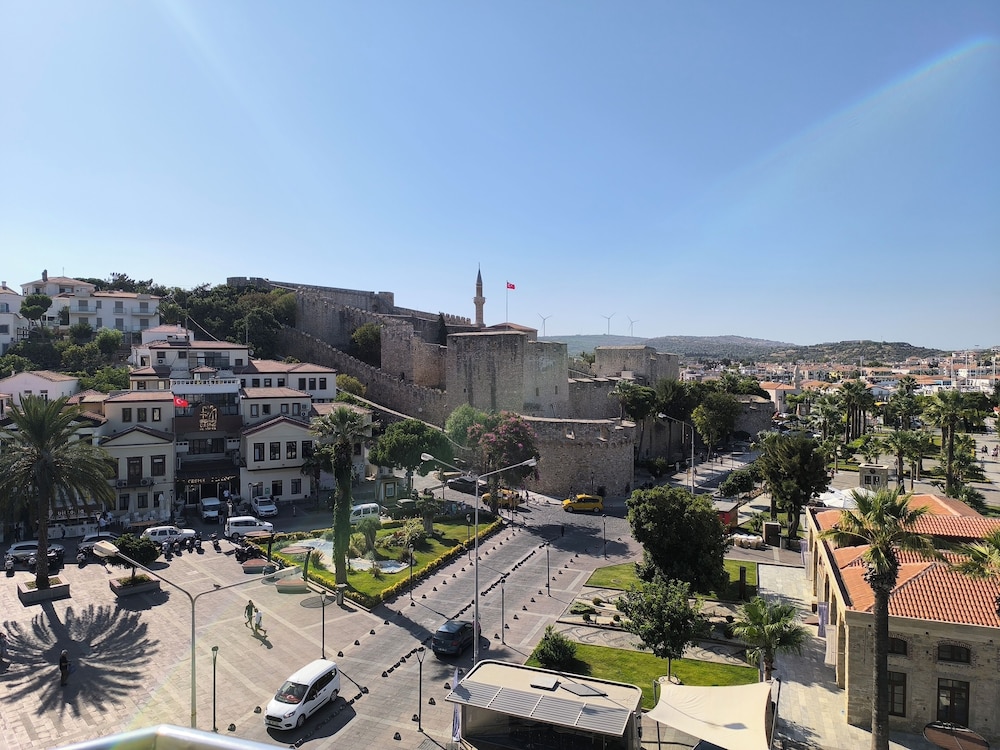 Ridvan Hotel 67/69