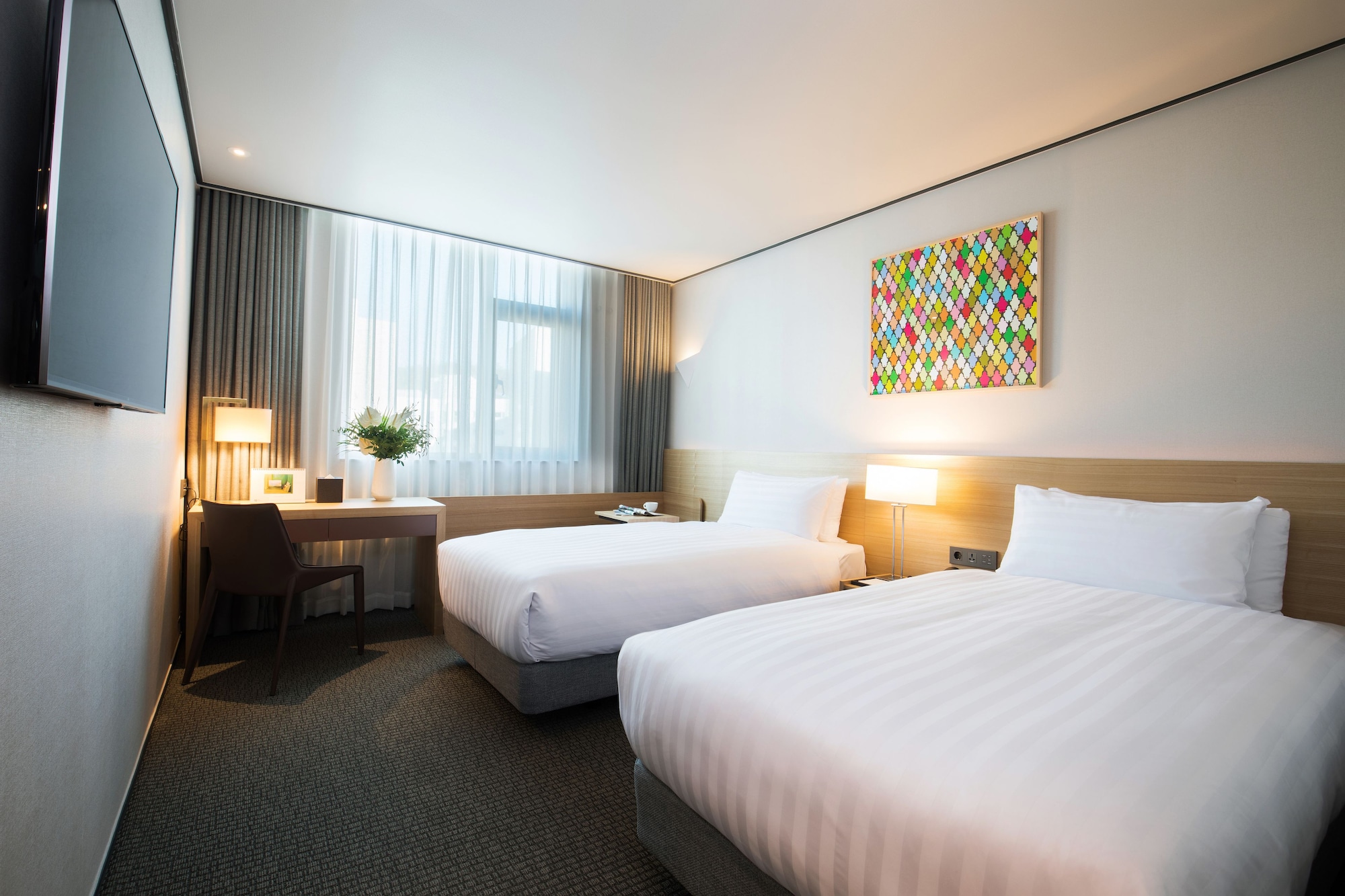 DELUXE, TWIN BEDS