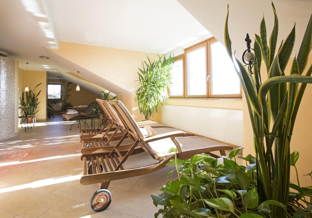 Gasthof Hotel Neuwirt 7/50