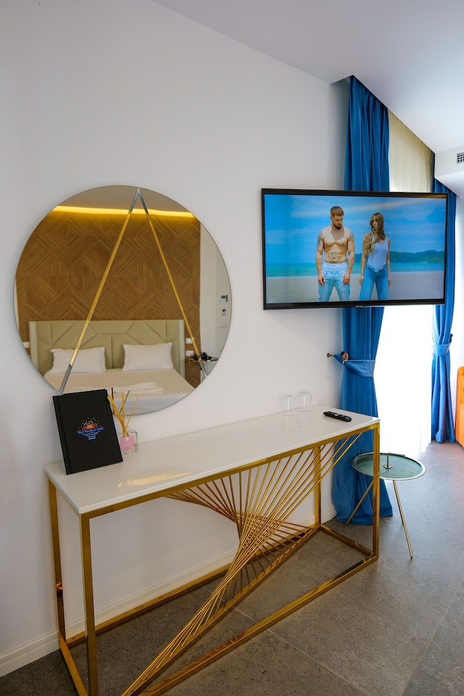 Hh Boutique Hotel 6/50