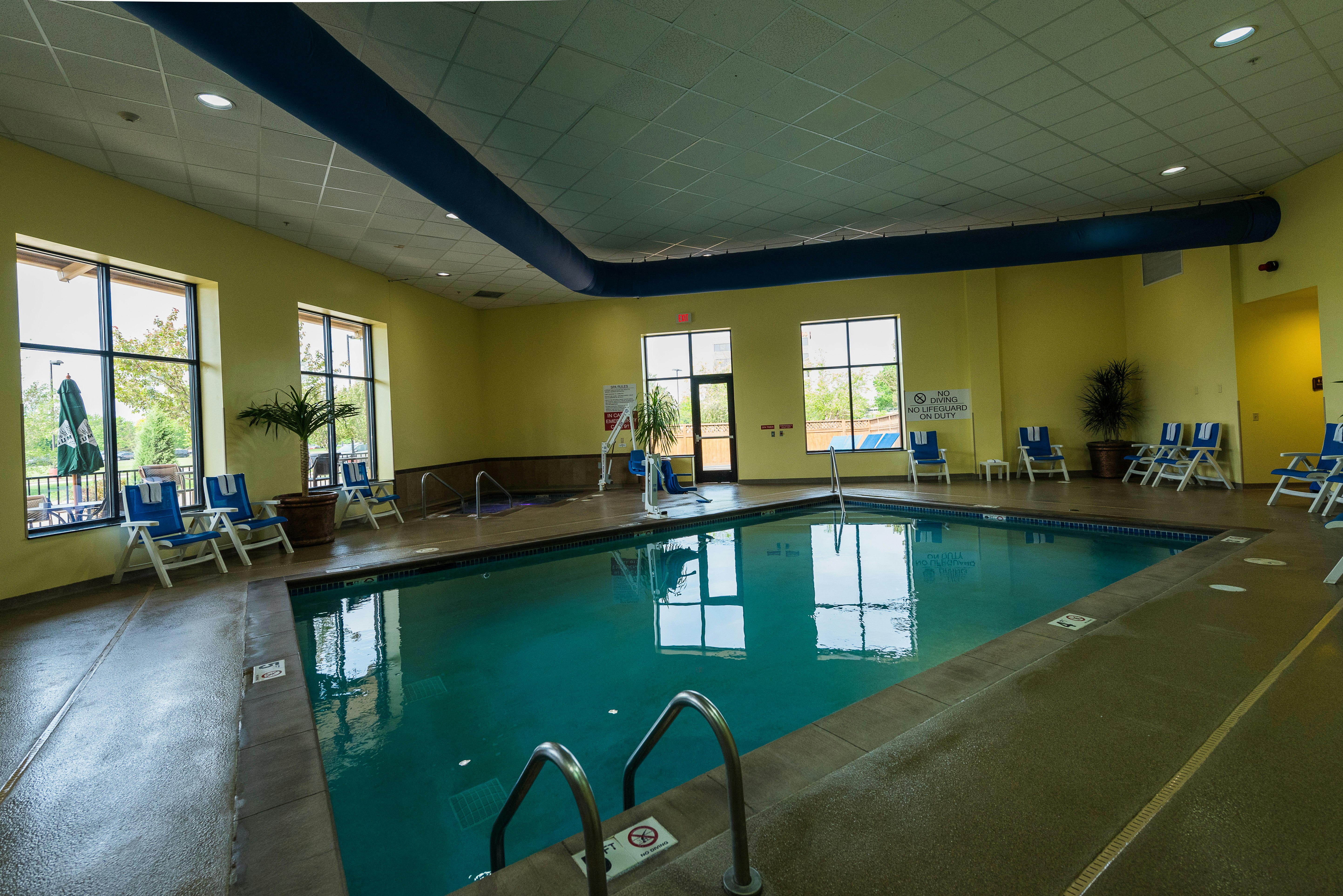 Embassy Suites by Hilton Minneapolis North 31/72