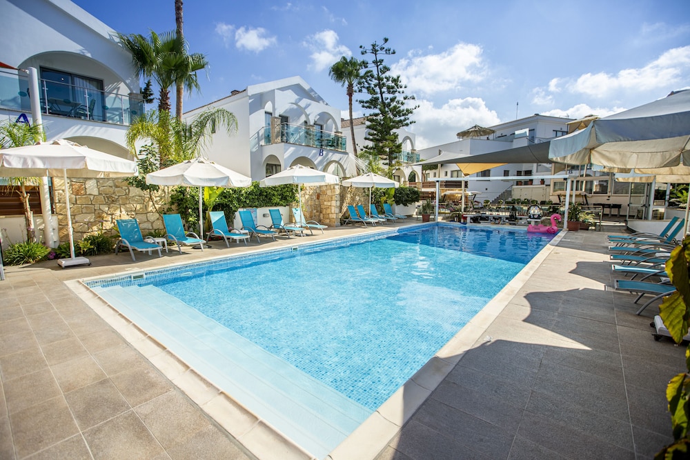 Latchi Escape Hotel and Suites 60/64