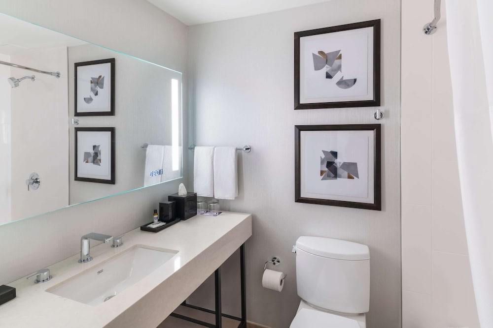 Tower, Premier, Studio, Suite, King Bed