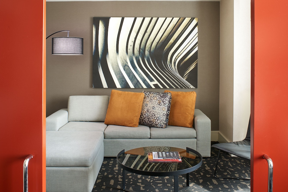 Kimpton Hotel Palomar Los Angeles Beverly Hills 55/83