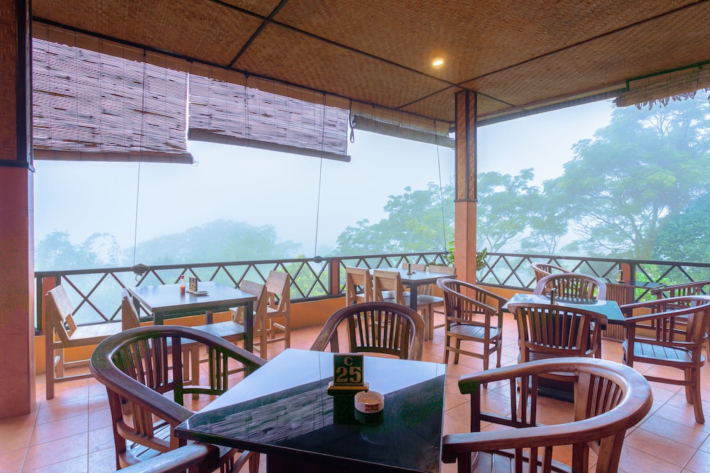 Pacung Indah Hotel & Restaurant by ecommerceloka 40/50