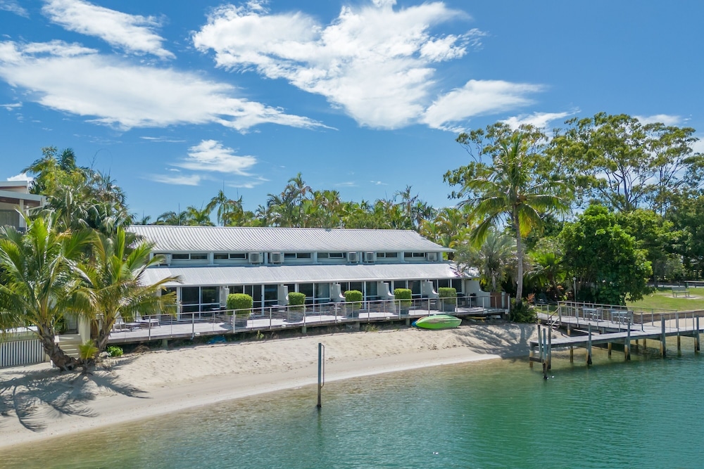 Caribbean Noosa Resort 59/68