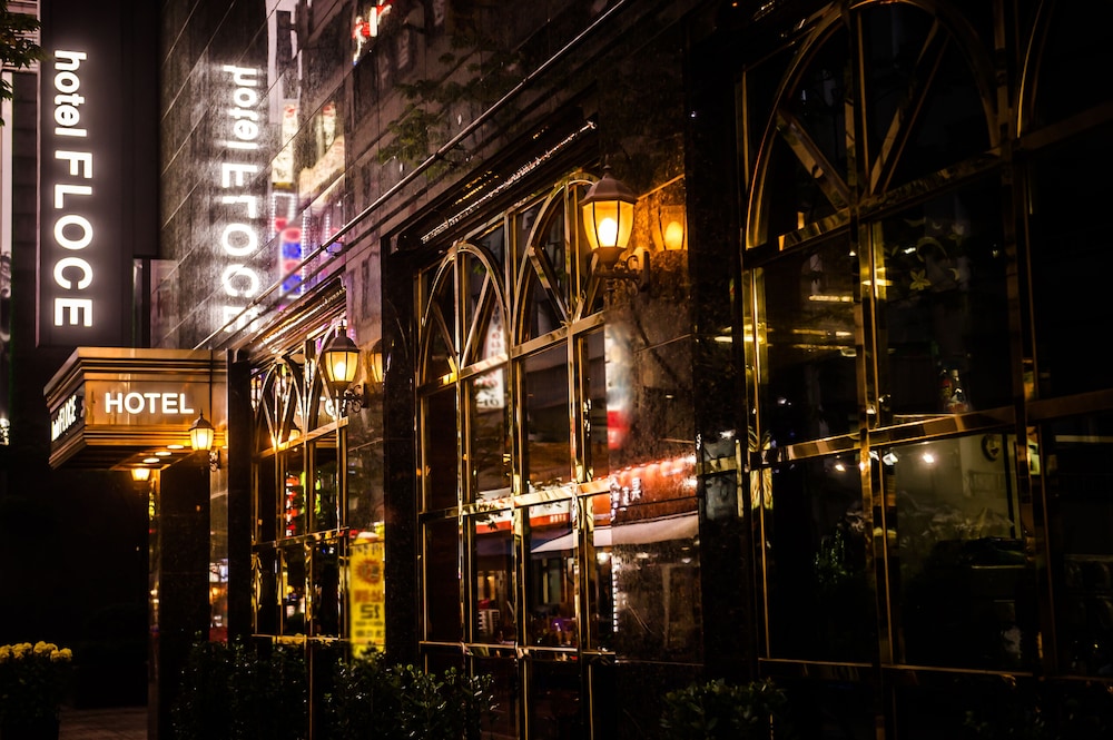 Floce Hotel 4/60