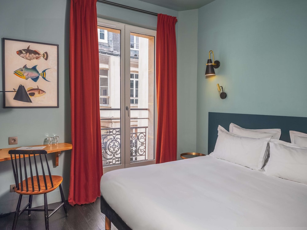 Charme, Standard, Queen Bed