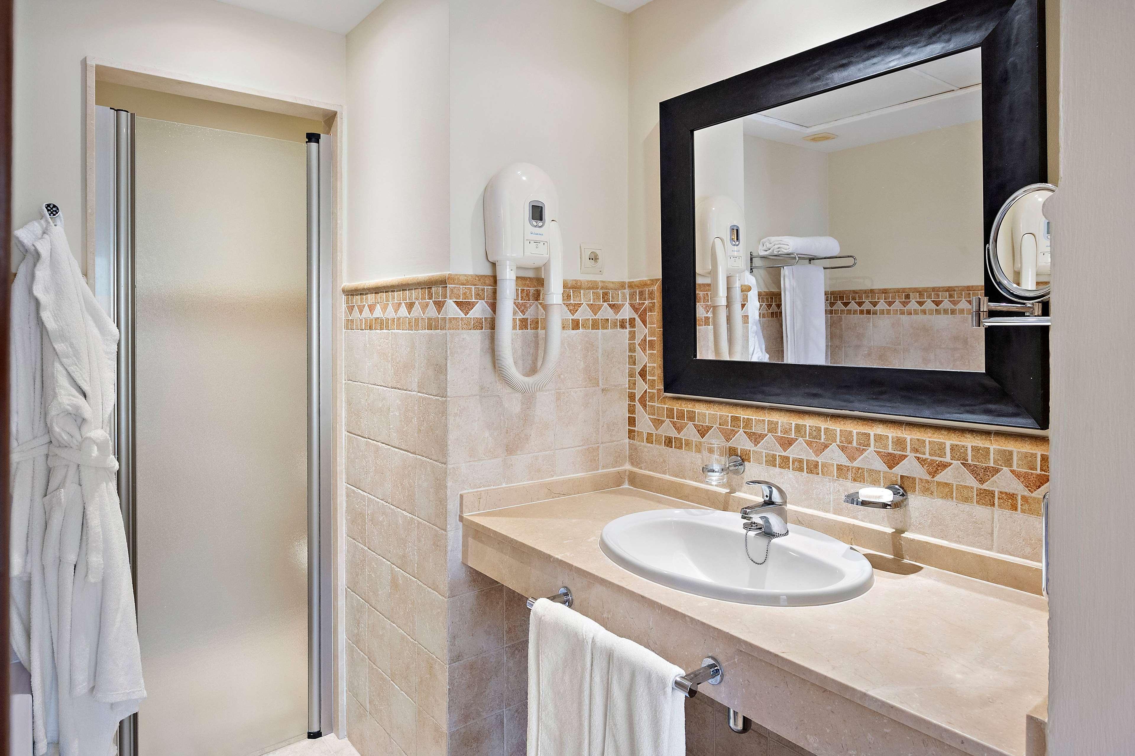 Premium Plus One Bedroom Suite 2+2، Wyndham Grand Costa del Sol 6/10
