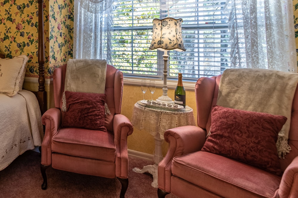Apples Bed Breakfast 38/71