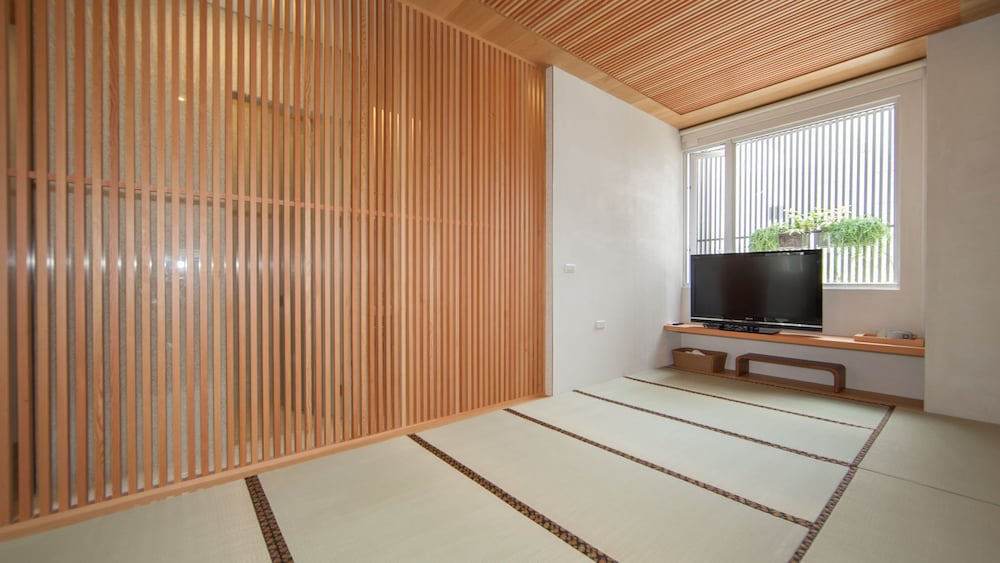 Wood Whispering Residence 17/29