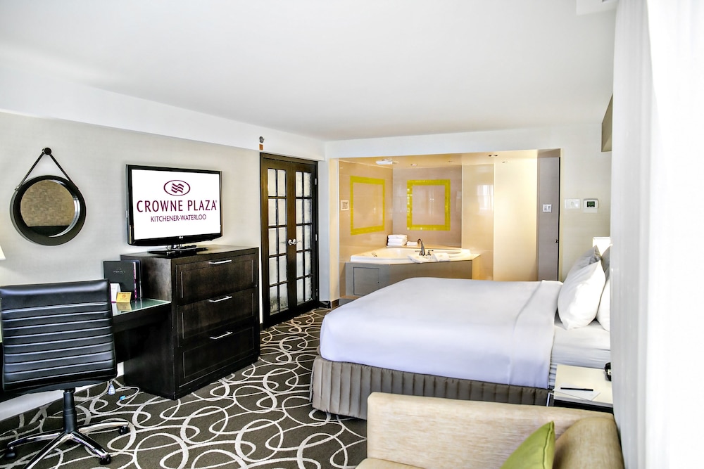 Crowne Plaza Kitchener Waterloo 16/74