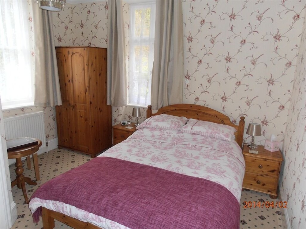 Lorna Doone House 9/28