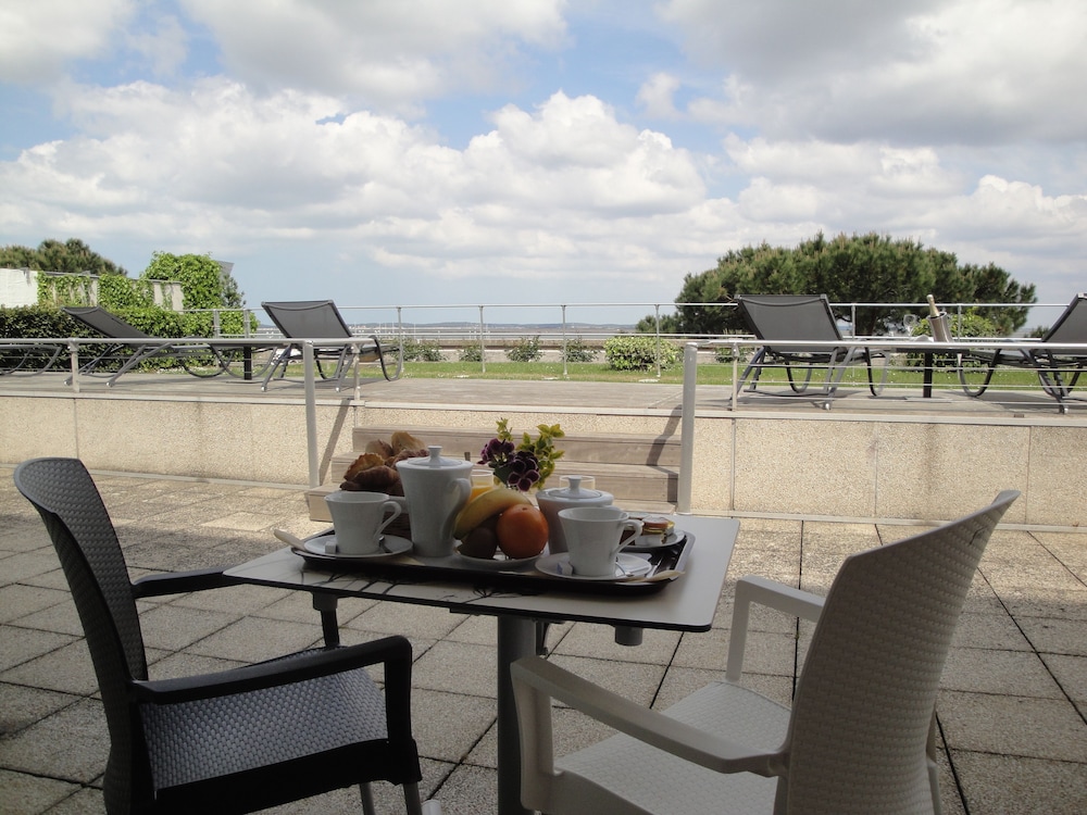 Hotel Point France 46/67