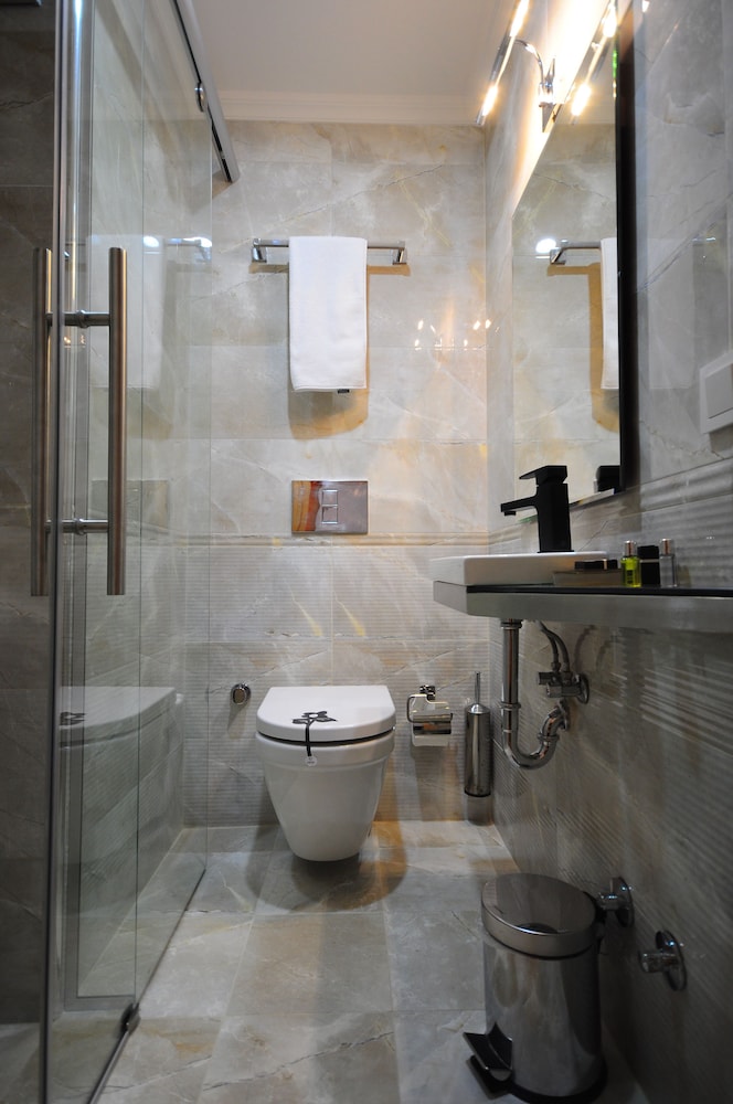 Ottopera Hotel 37/40