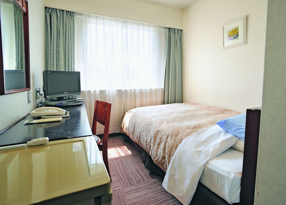 Bandai Silver Hotel 15/58