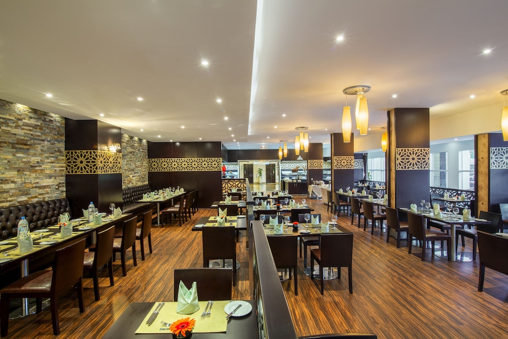 Metropolitan Al Mafraq Hotel 53/71