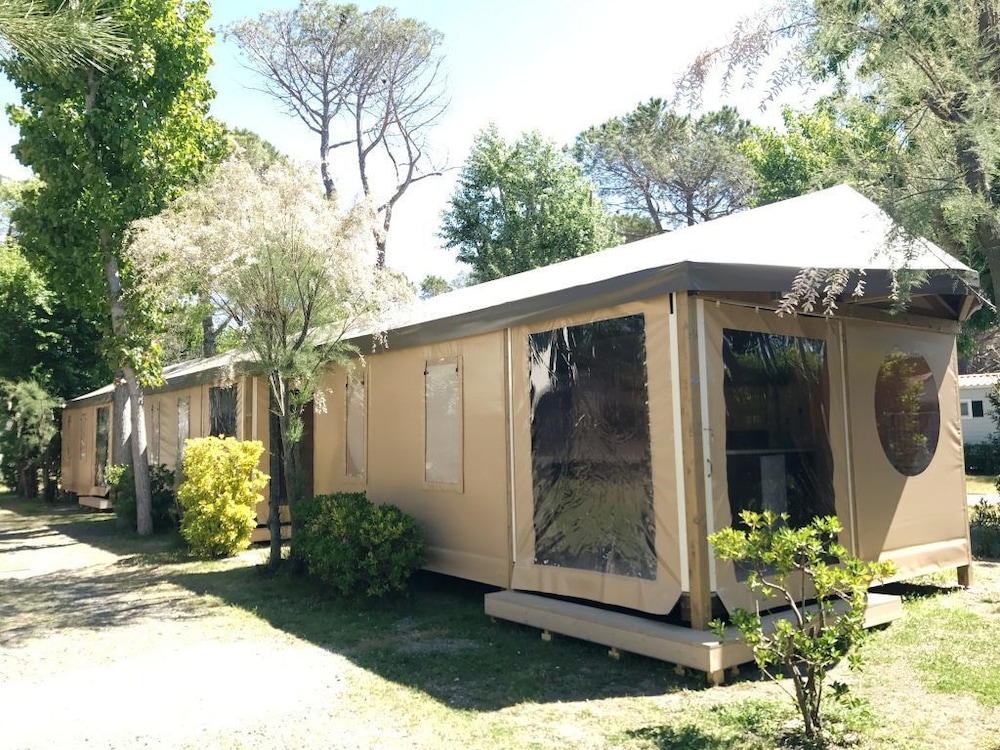 New Camping Le Tamerici 1/50