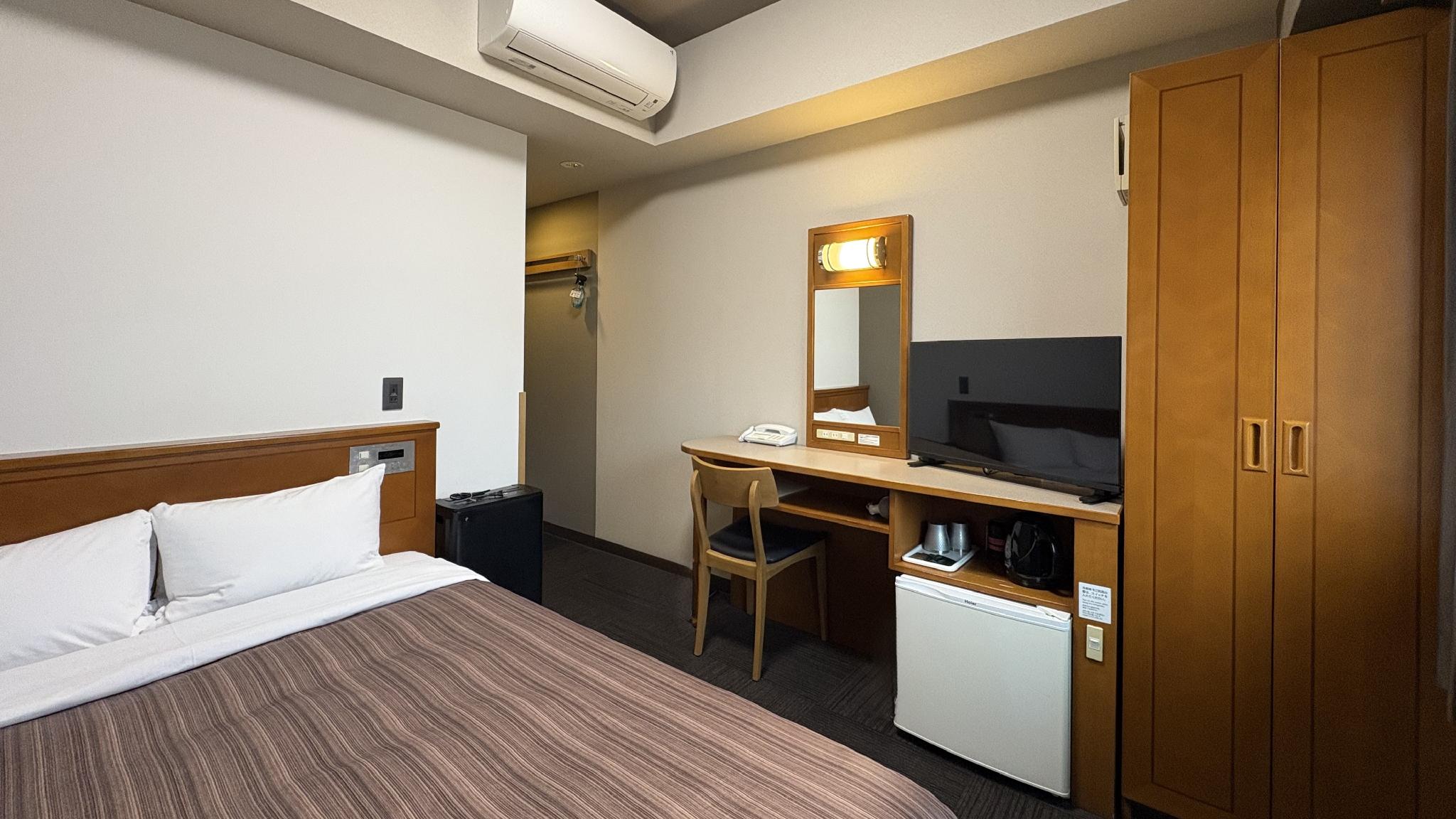 Semi Room, Standard, Semi Double Bed, No View, Smoking
