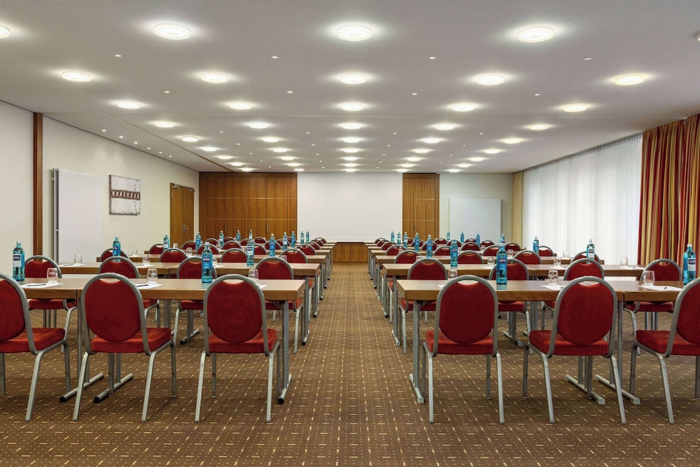 Ramada by Wyndham Duesseldorf Ratingen 51/60