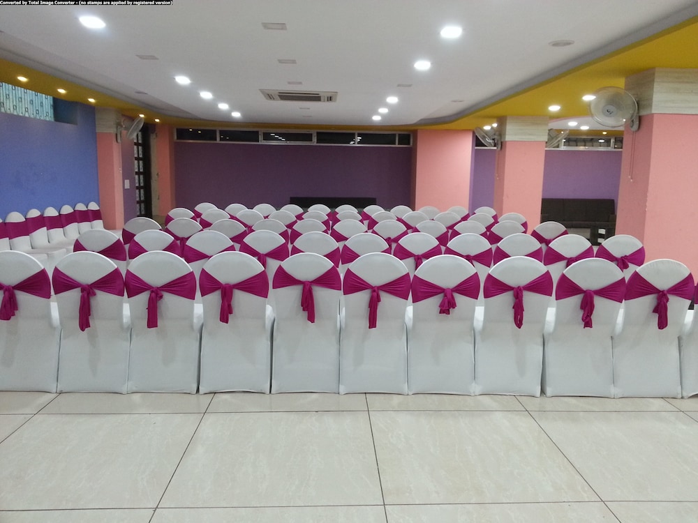 HEERALAL HOTEL 16/22