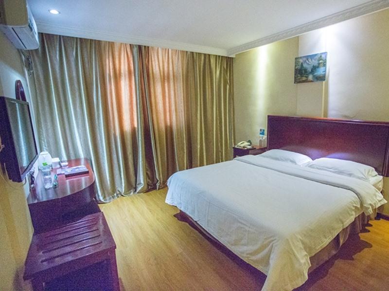 GreenTree Inn Jining Jiaxiang County Jianshe South Road Express Hotel 16/35