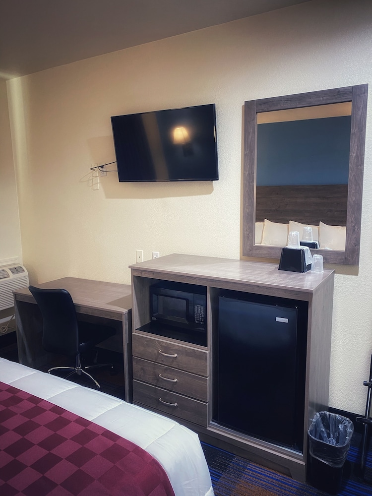 Lone Star Inn 15/22