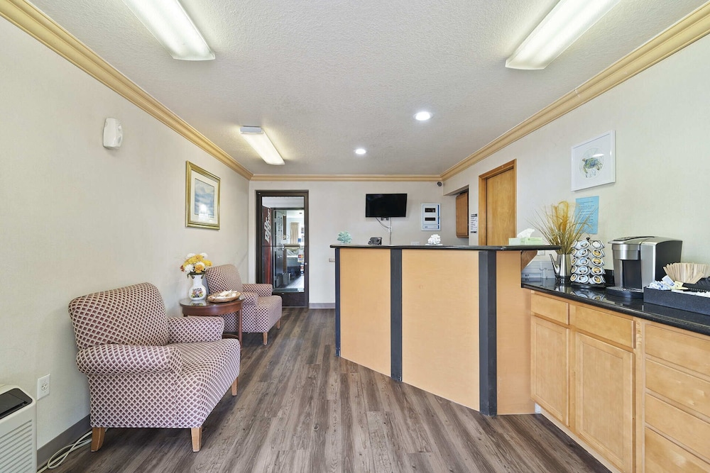 Econo Lodge 3/59