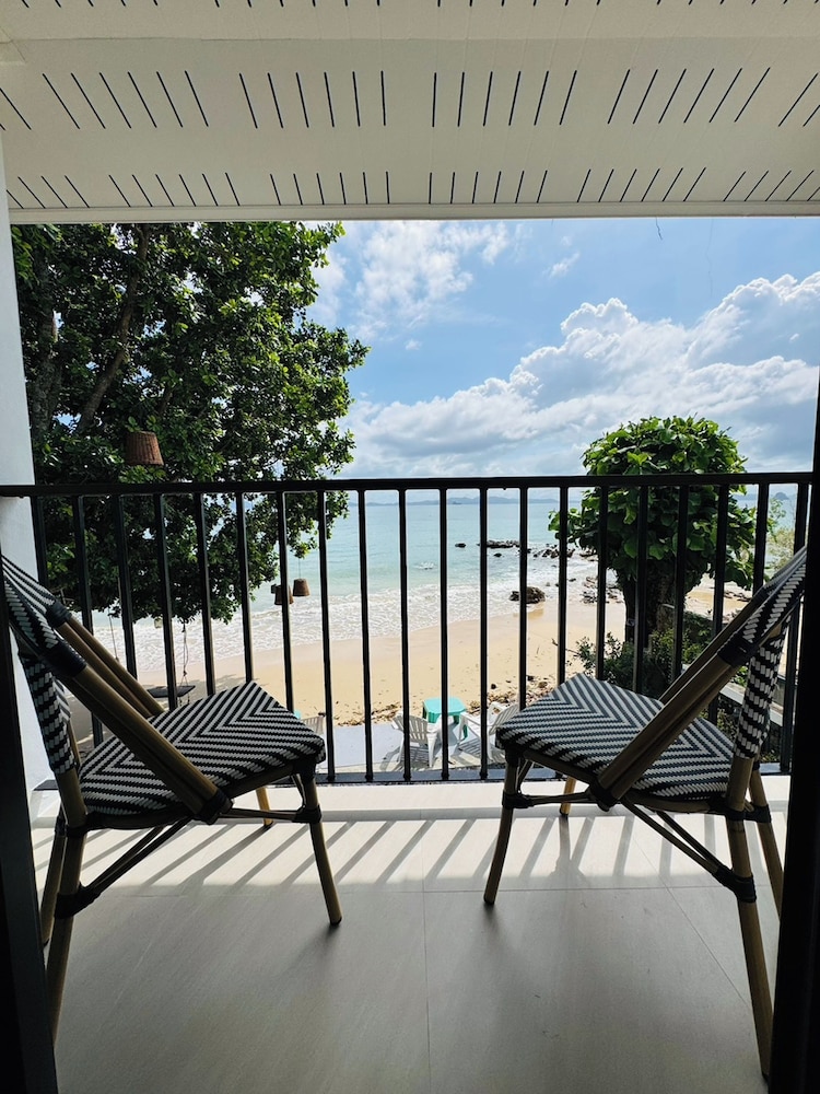 The Parlour Krabi 42/64