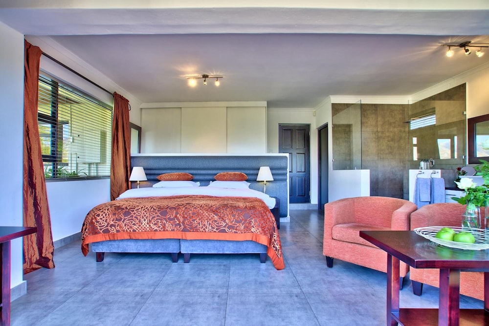 Dreamhouse Guest House 15/69