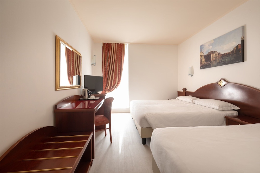 NOVENTA HOTEL 19/54