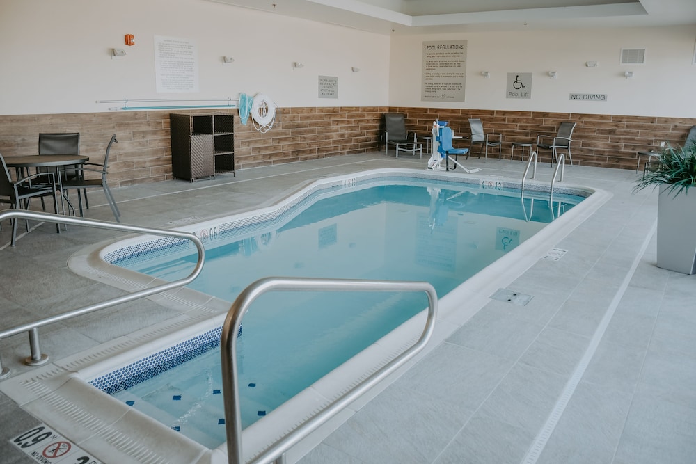 Fairfield Inn And Suites By Marriott Lincoln Airport 27/45